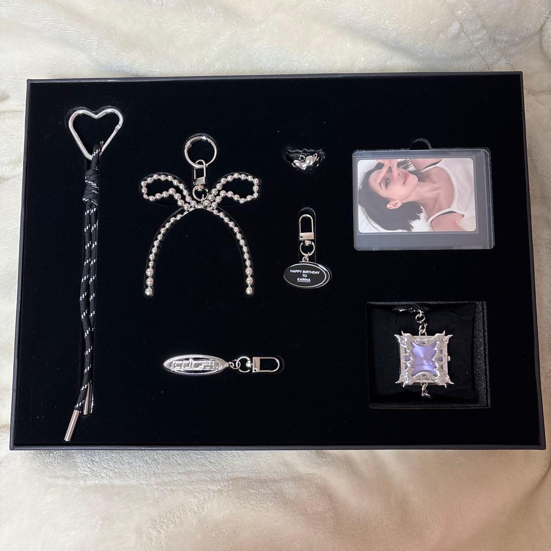 aespa カリナ 誕生日 バースデー 中華 中国 センイル トレカあり