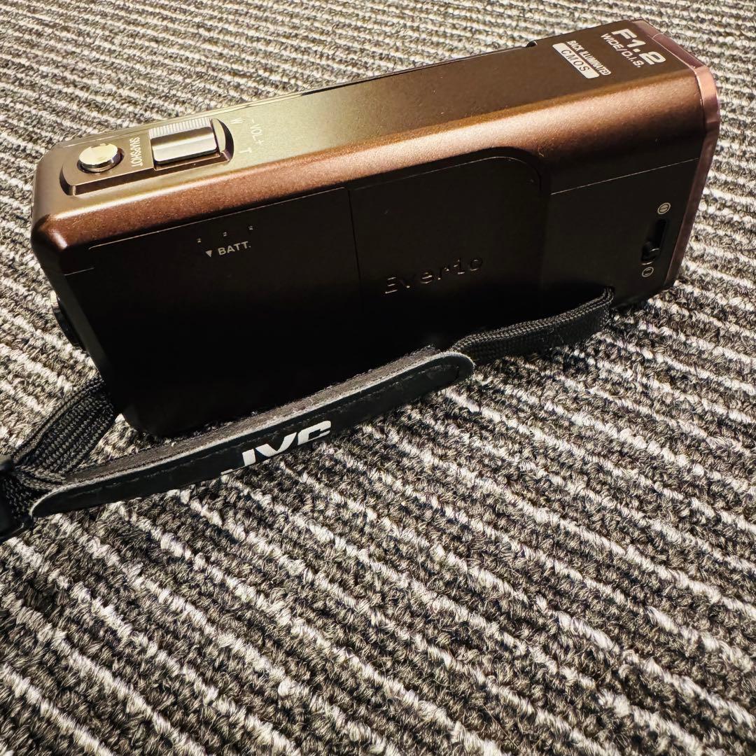 【美品】JVCケンウッド EVERIO フルHD ビデオカメラ アーバンブラウン