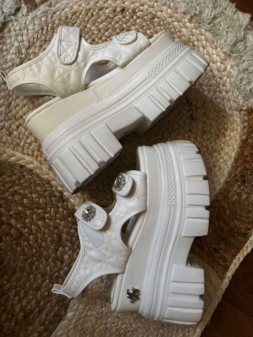 ミシェルマカロン 厚底サンダル