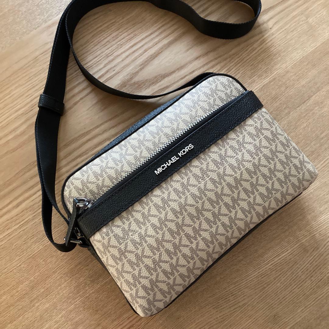 極美品♡マイケルコース♡ショルダーバッグ♡クロスボディ♡ベージュ×ブラック