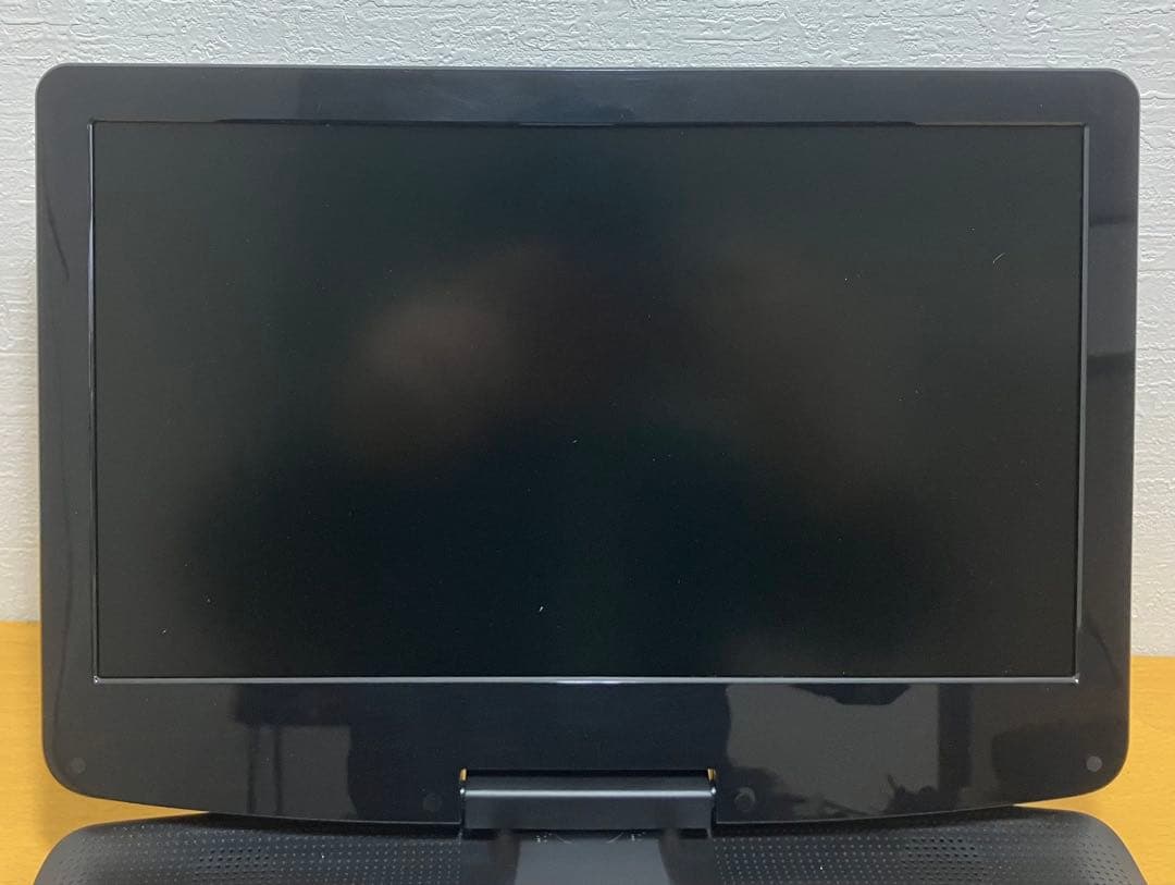 【GIGA DRIVE】12.5インチ ポータブルDVDプレーヤー 通電確認済