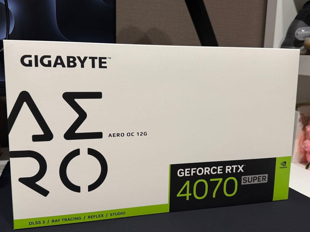 グラフィックボード・グラボ・ビデオカード GIGABYTE RTX 4070 SUPER AERO OC 12G