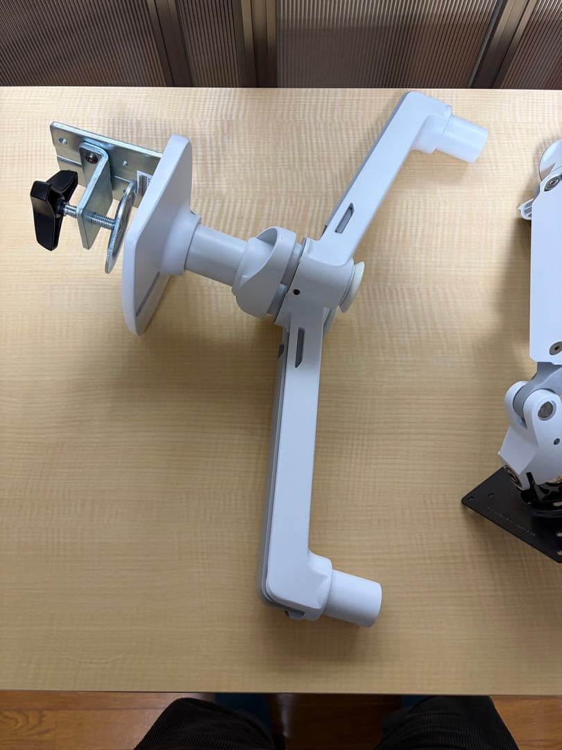 ホワイト モニターアーム クランプ式 デュアル