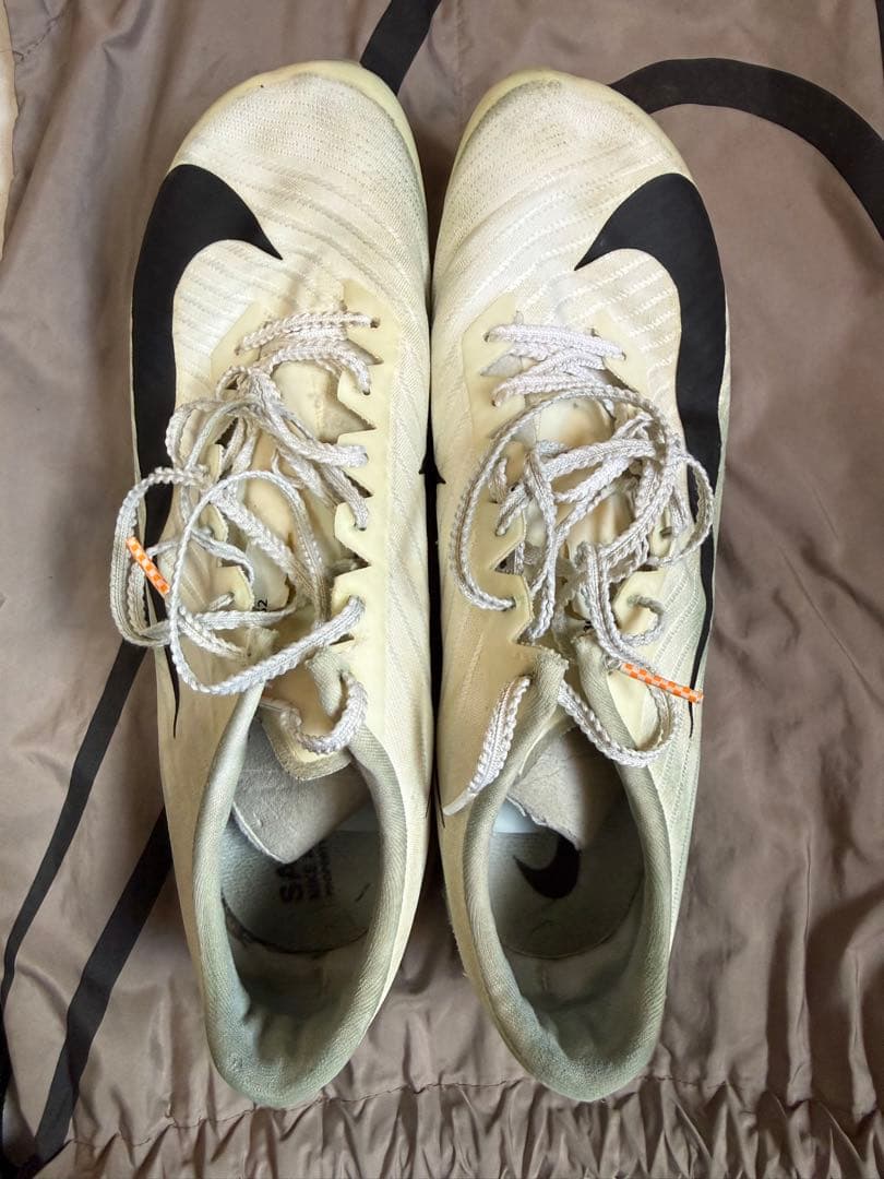 Nike マックスフライ 2 陸上スパイク　26 パンクあり