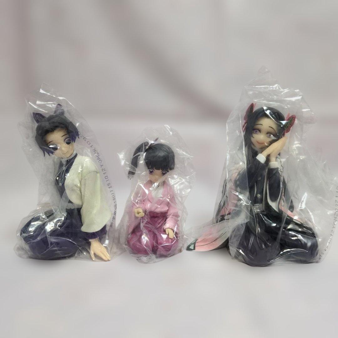 鬼滅の刃〜思い出の蝶屋敷〜 しのぶ＆カナヲ カナエ フィギュアセット⭐まとめ売り