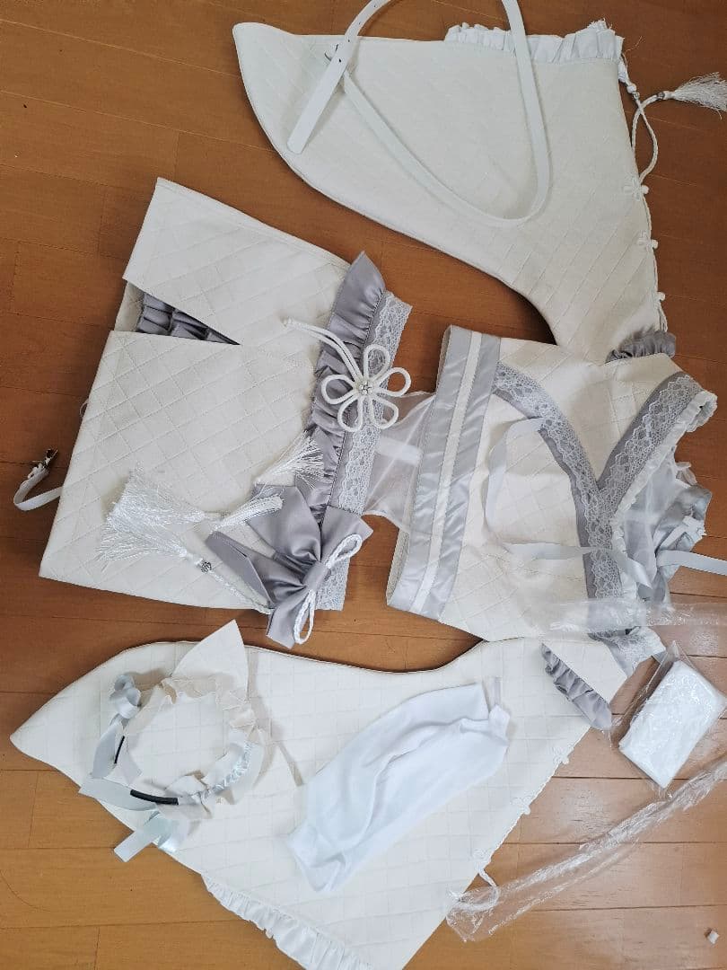 リュクスダイヤカット白蛇セットアップ　マリームーン