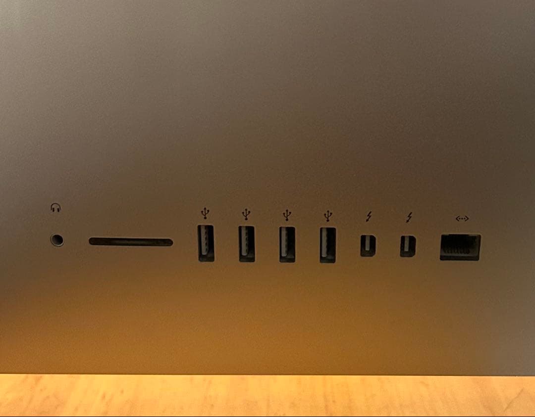 iMac Retina 27インチ 2TB 8GB Late2015