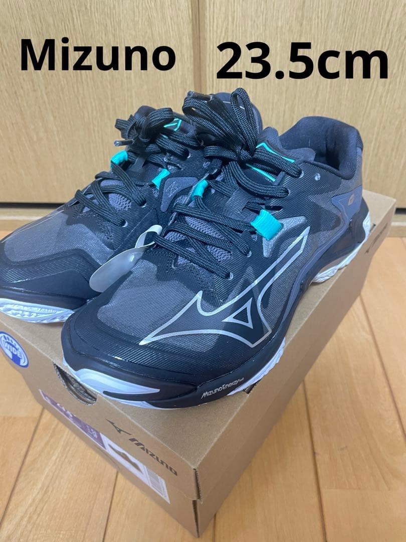 【ミズノ】バレーボールシューズ ウエーブライトニング Z8