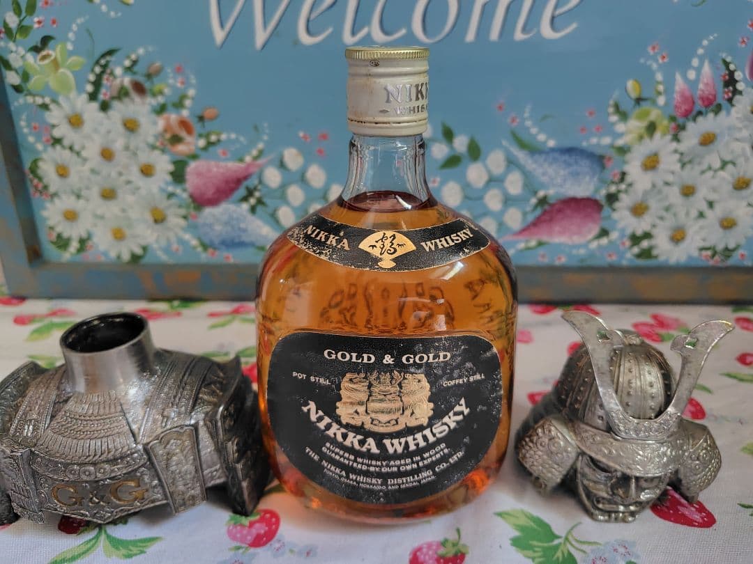 貴重 金属製　 NIKKA WHISKY ニッカウヰスキー　鎧 兜 侍 将軍