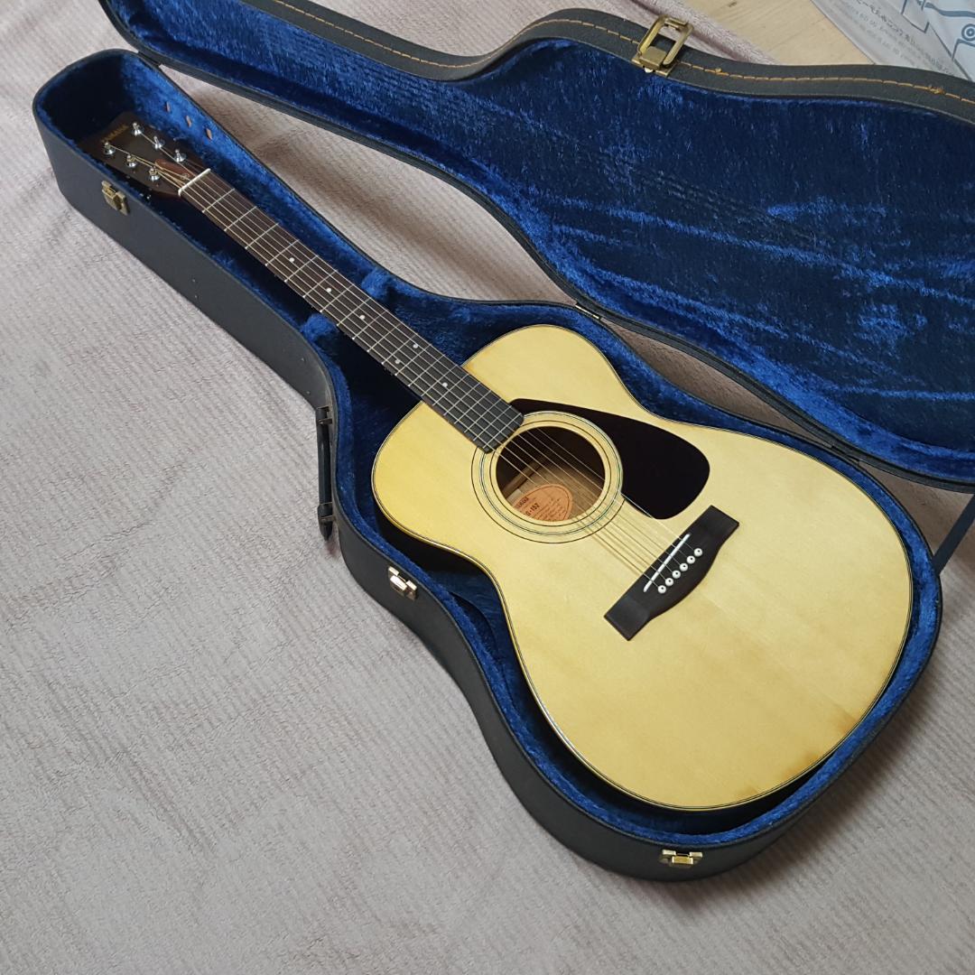 Yamaha FG-152 アコースティックギター ハードケース付
