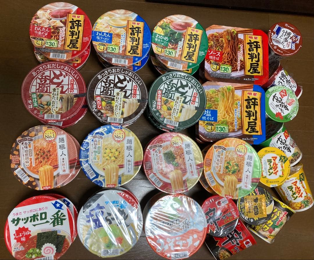 カップ麺、食料品、レモンサワー、お菓子　 詰め合わせ　写真❶+❷