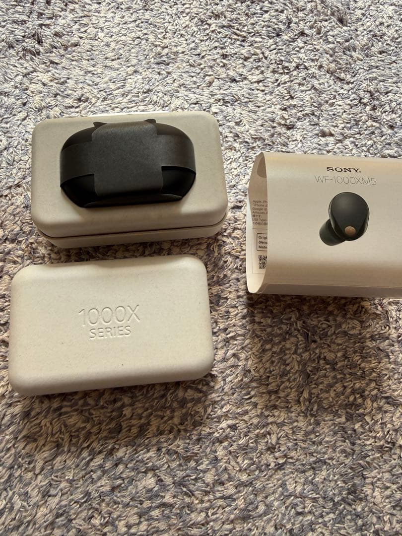 SONY WF-1000XM5 BLACK　純正イヤーピース付き　美品