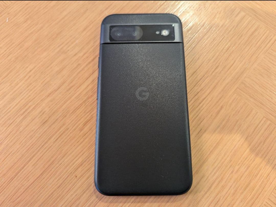 国内美品 Google Pixel8a 128G 黒　magsafe対応ケース付