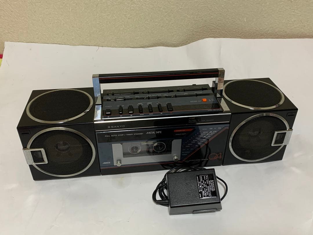 Sanyo MR-Q4 ラジオカセットレコーダー