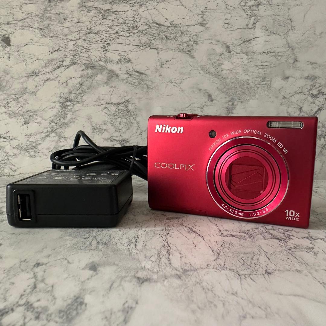 美品 Nikon COOLPIX S6200 レッド コンパクトデジタルカメラ