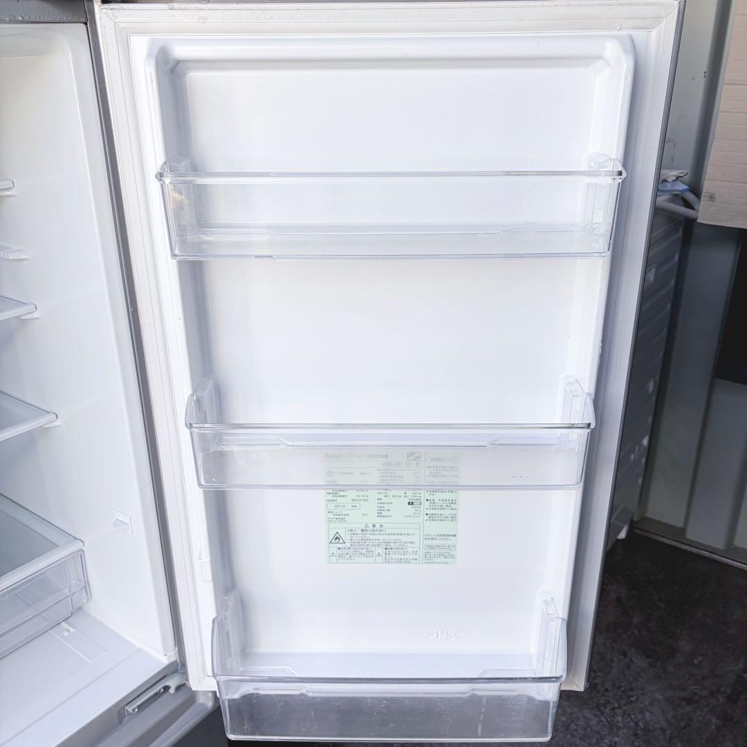 運搬取付無料！ピュアグレー純正AQUA大容量スタイリッシュ冷蔵庫！完動超美品！