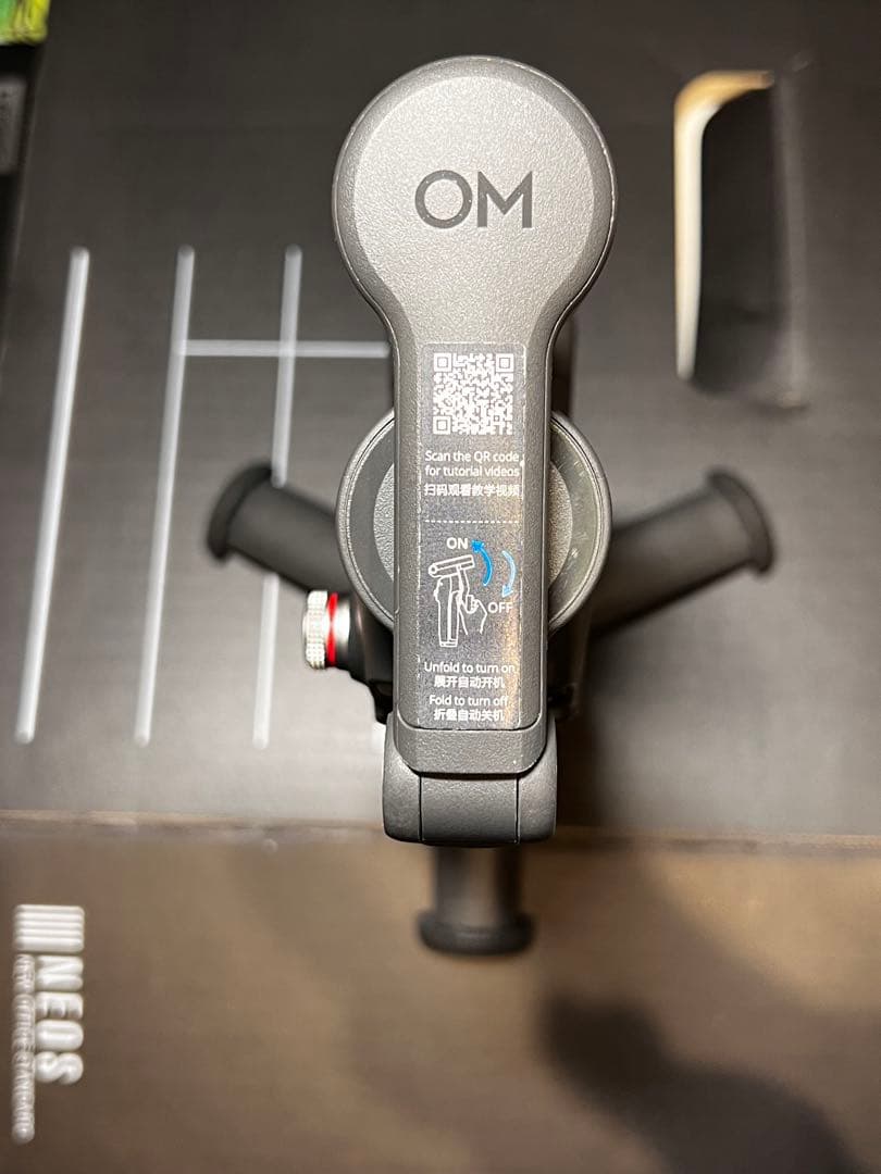 【美品】DJI Osmo Mobile 7P（動作検知カメラ付き）