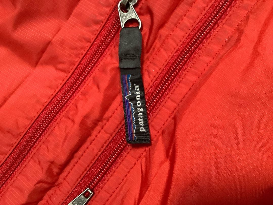 パタゴニア　S パフボールベスト　プルオーバー　　　メンズ　レッド