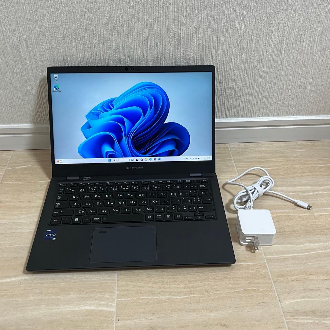 東芝 dynabook G83 / KU 第12世代 i7 / 1TB