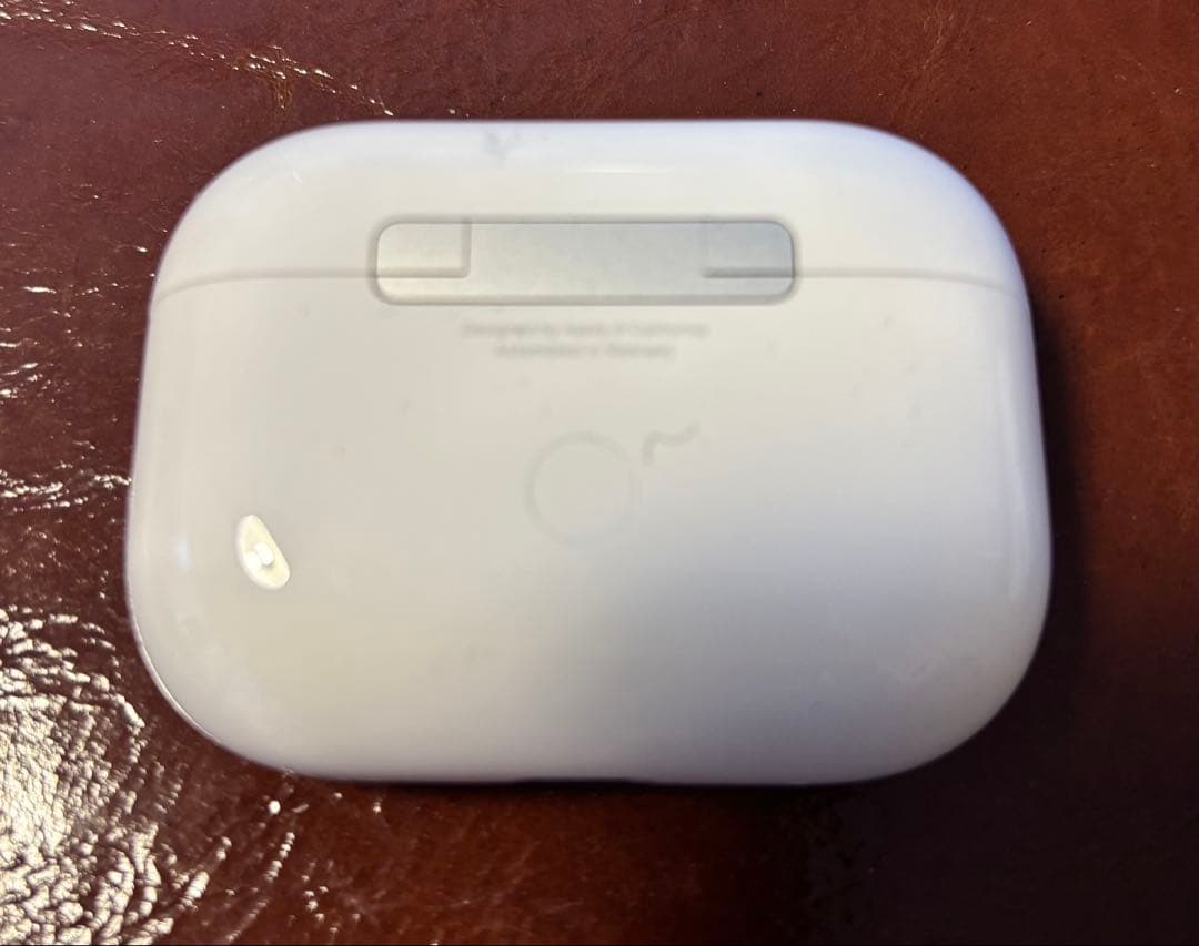 AirPods Pro 2 第2世代 USB-C充電 esrケース付き