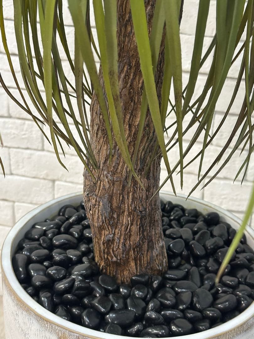 【東京23区配送無料】定価9万円　エミリオロバ　ユッカ　造花　観葉植物　高級　緑