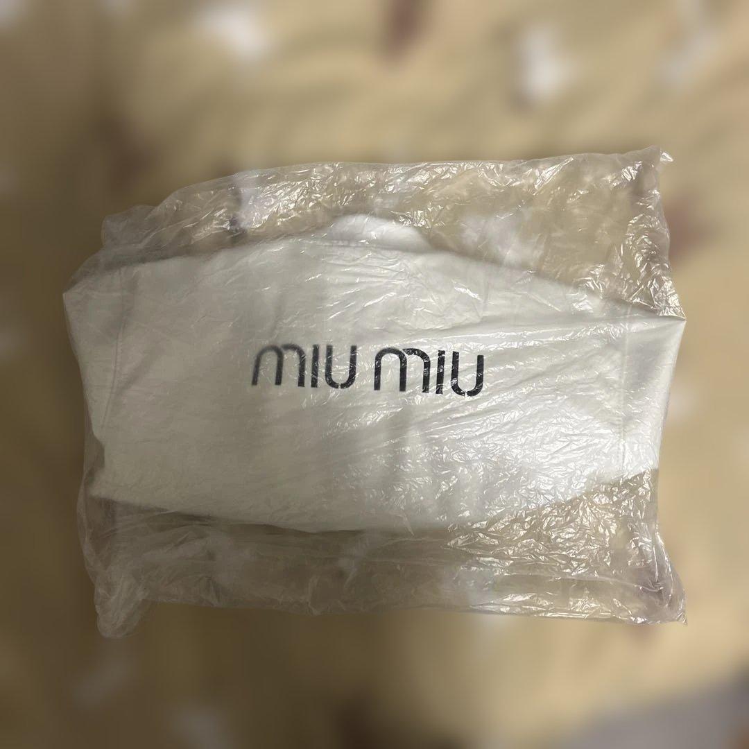 MIU MIU・ジャンパー・ブルゾン・スタジャン・ジャケット・ホワイト・S相当