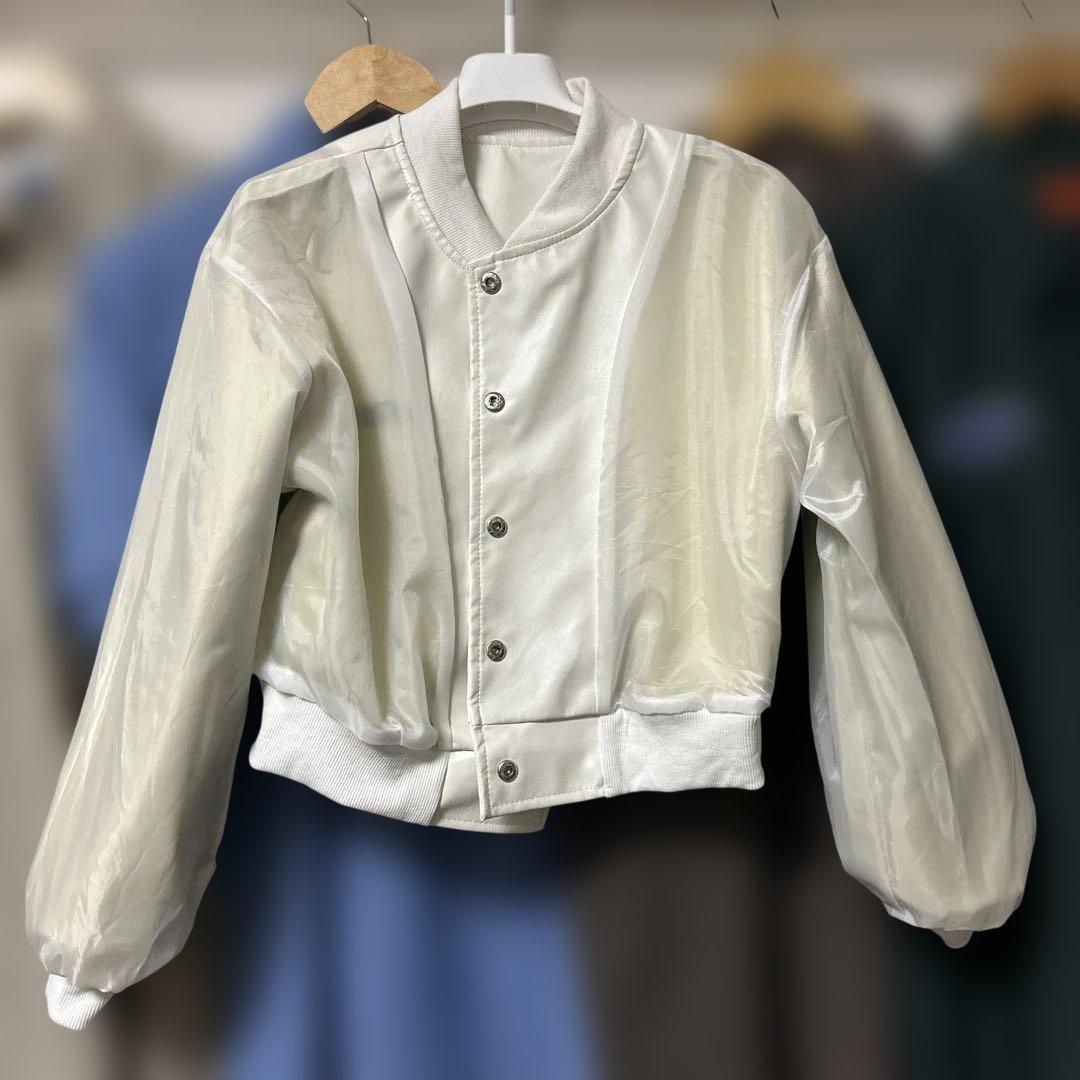 MIU MIU・ジャンパー・ブルゾン・スタジャン・ジャケット・ホワイト・S相当