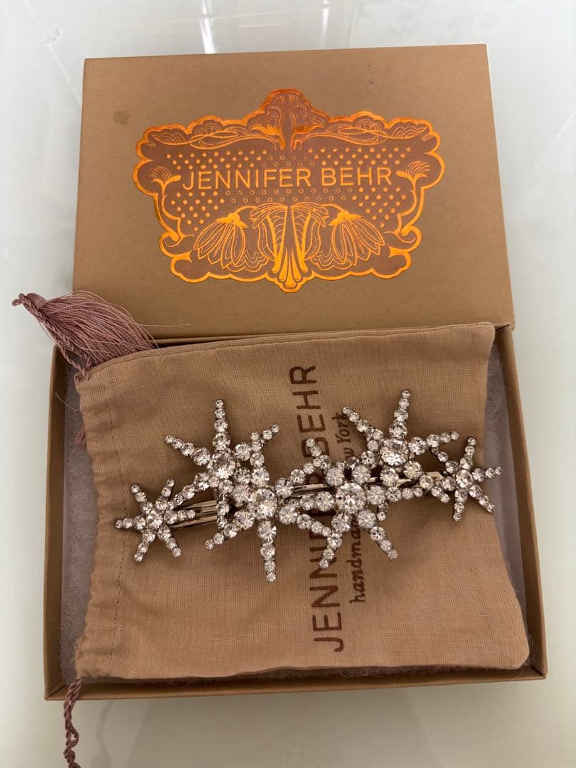 ジェニファーベア　星型　ヘアクリップ　バレッタ