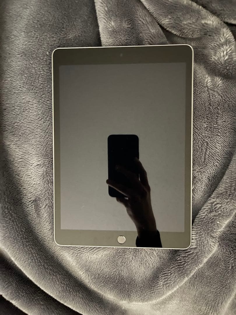 a*読様 iPad第9世代64GB