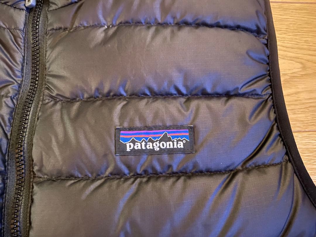 【美品】パタゴニア　ダウンベスト　ブラック　Sサイズ