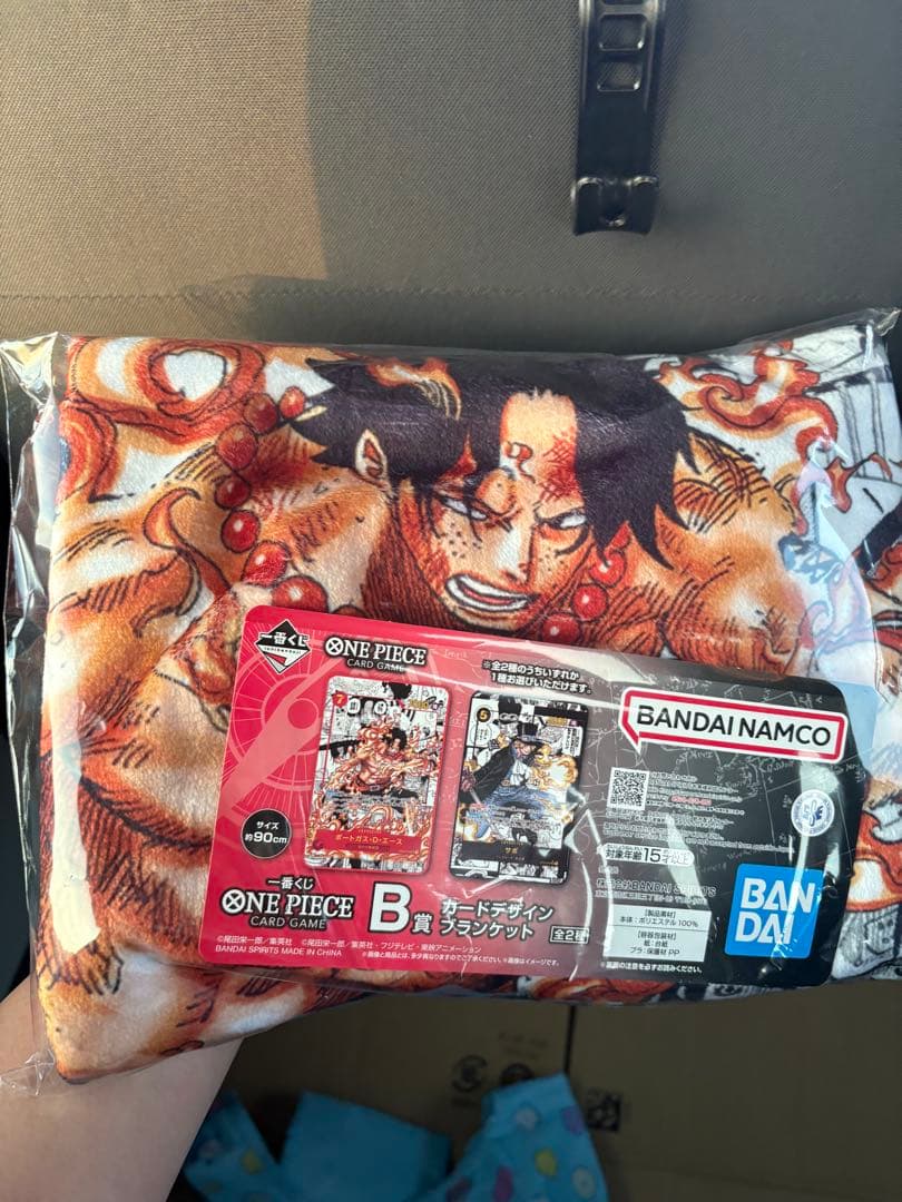 各最安値‼️1番くじ　ワンピースカード　ルフィプロモ