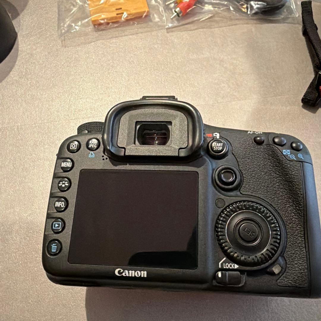 Canon EOS 7D + EF 24-105mm Lレンズセット