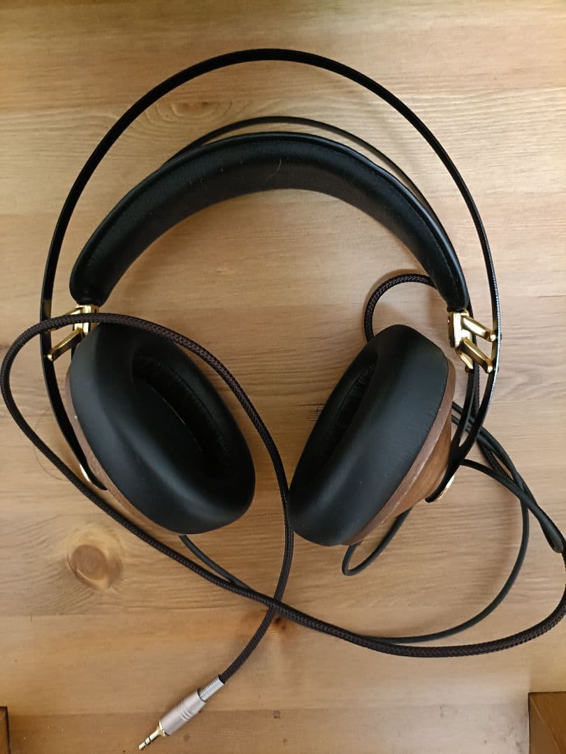 99 CLASSICS WALNUT GOLD 有線 ヘッドホン