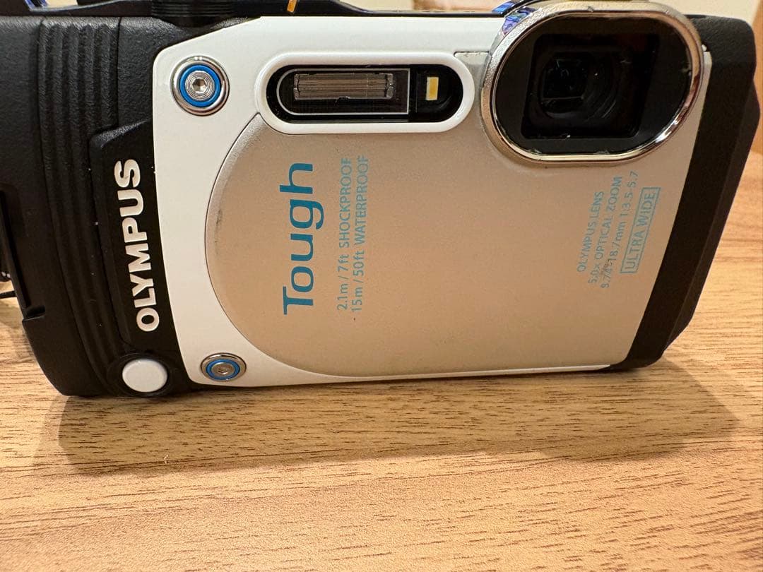 OLYMPUS オリンパス STYLUS TG-870 Tough