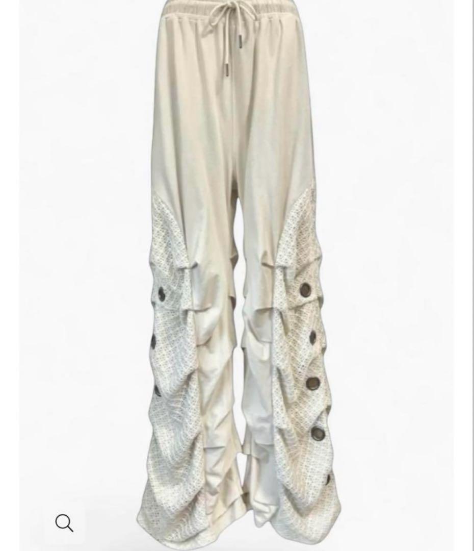 大大断捨離中激安即購入お値下げ大歓迎‼️CULTボリュームアイレットパンツ