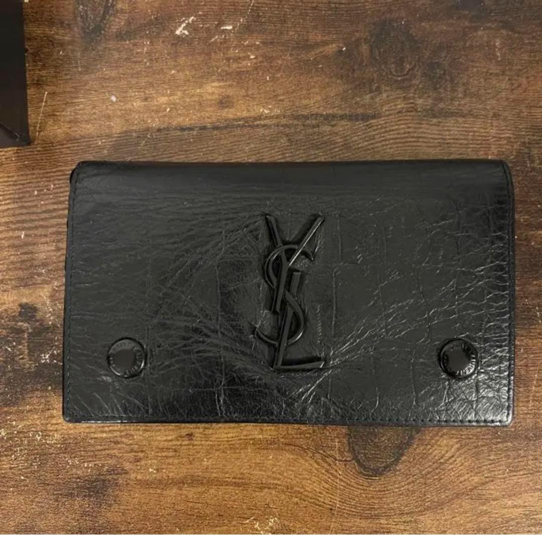 イヴサンローラン ウォレットチェーン　クロコ 長財布 ブラック