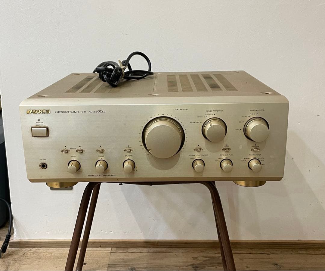 【動作品／訳あり】SANSUI AU-α607XR プリメインアンプ
