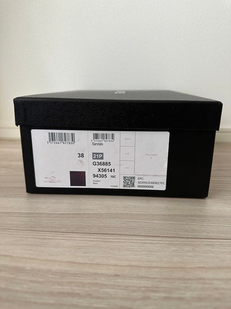 CHANEL ブラック ロゴ サンダル