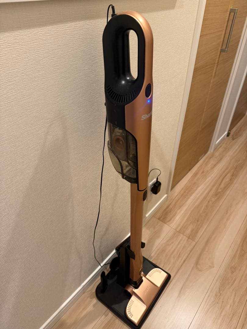 スティッククリーナー本体 ゴールド