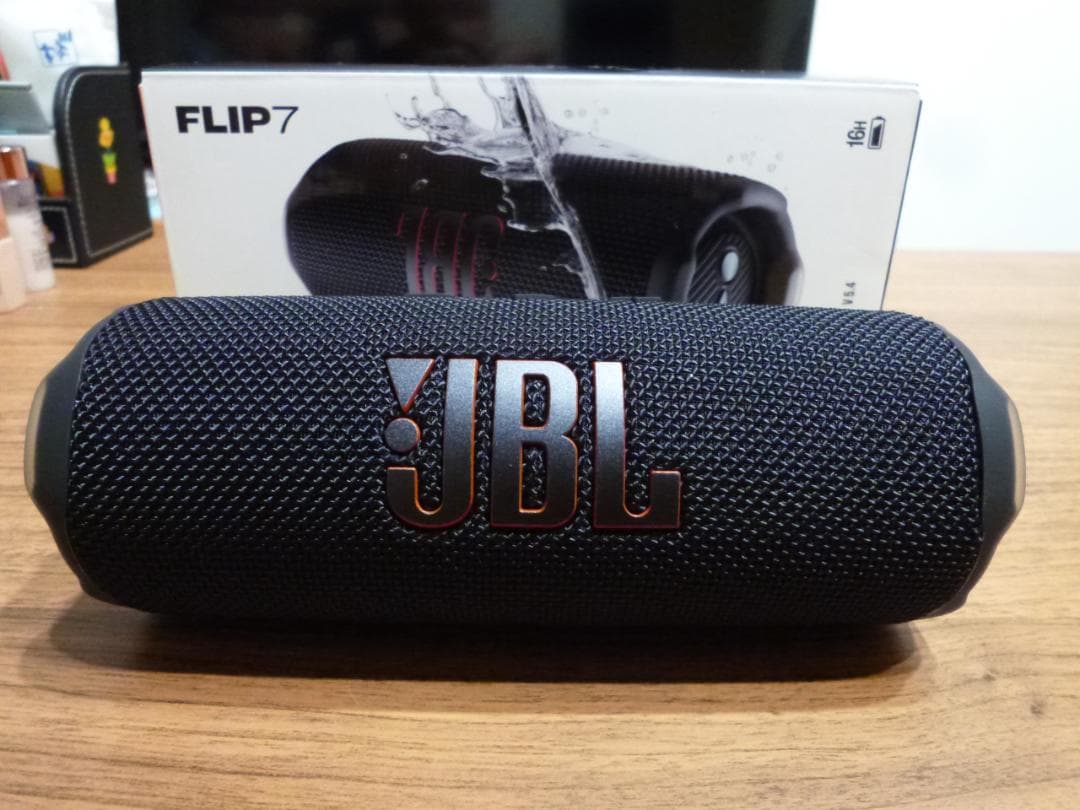 最新【新品同様】JBL FLIP 7 Bluetoothスピーカー