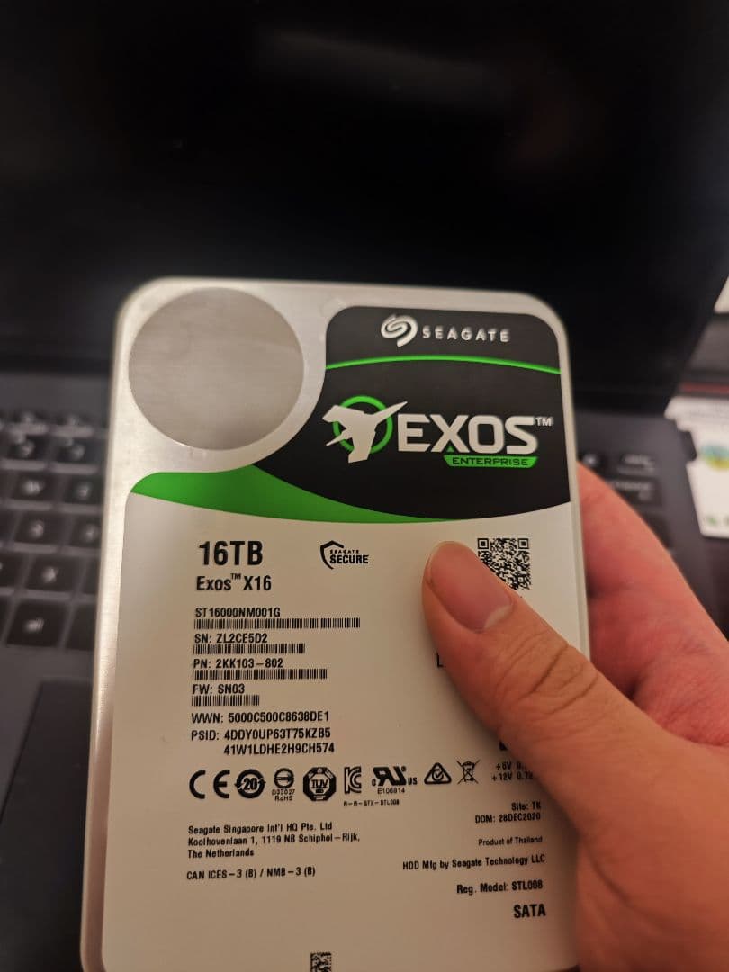 SEGATE EXOS 16TB 大容量HHD