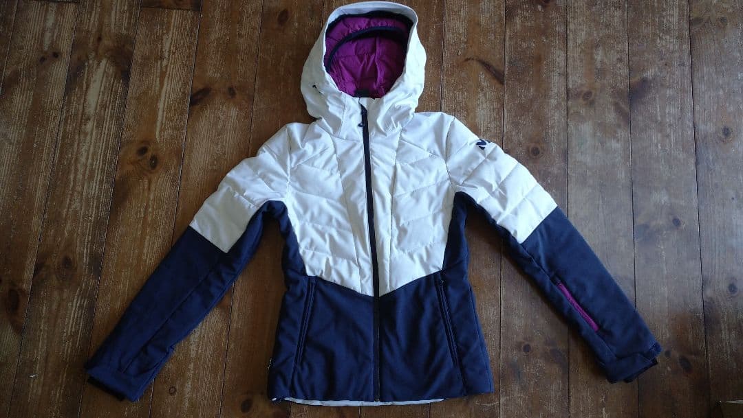 ホワイト/ネイビー フード付きスキーウェア