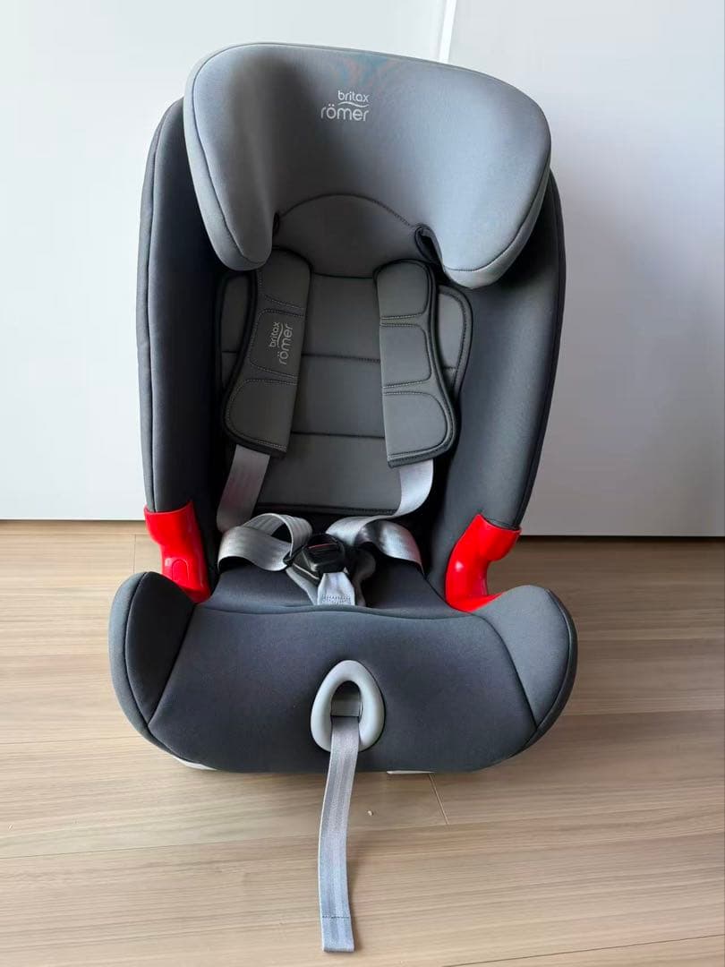 ブリタックス　アドバンザ　フィックスIII S　 チャイルドシート　ISOFIX