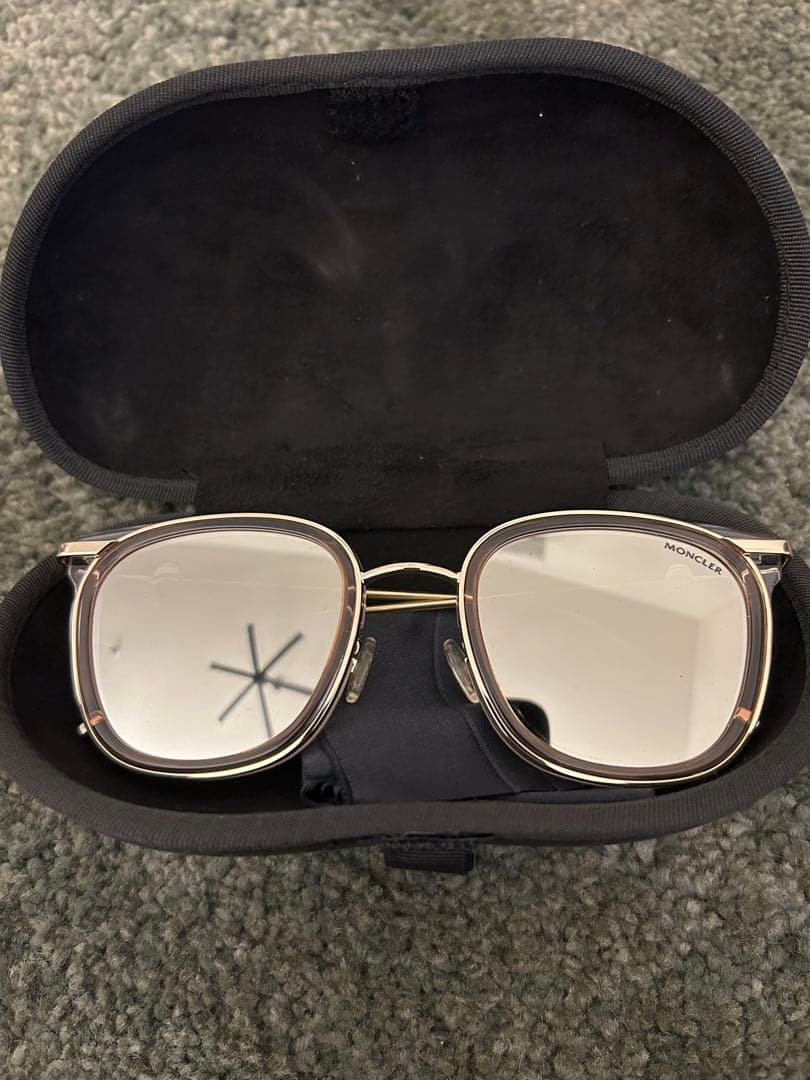 モンクレールサングラス