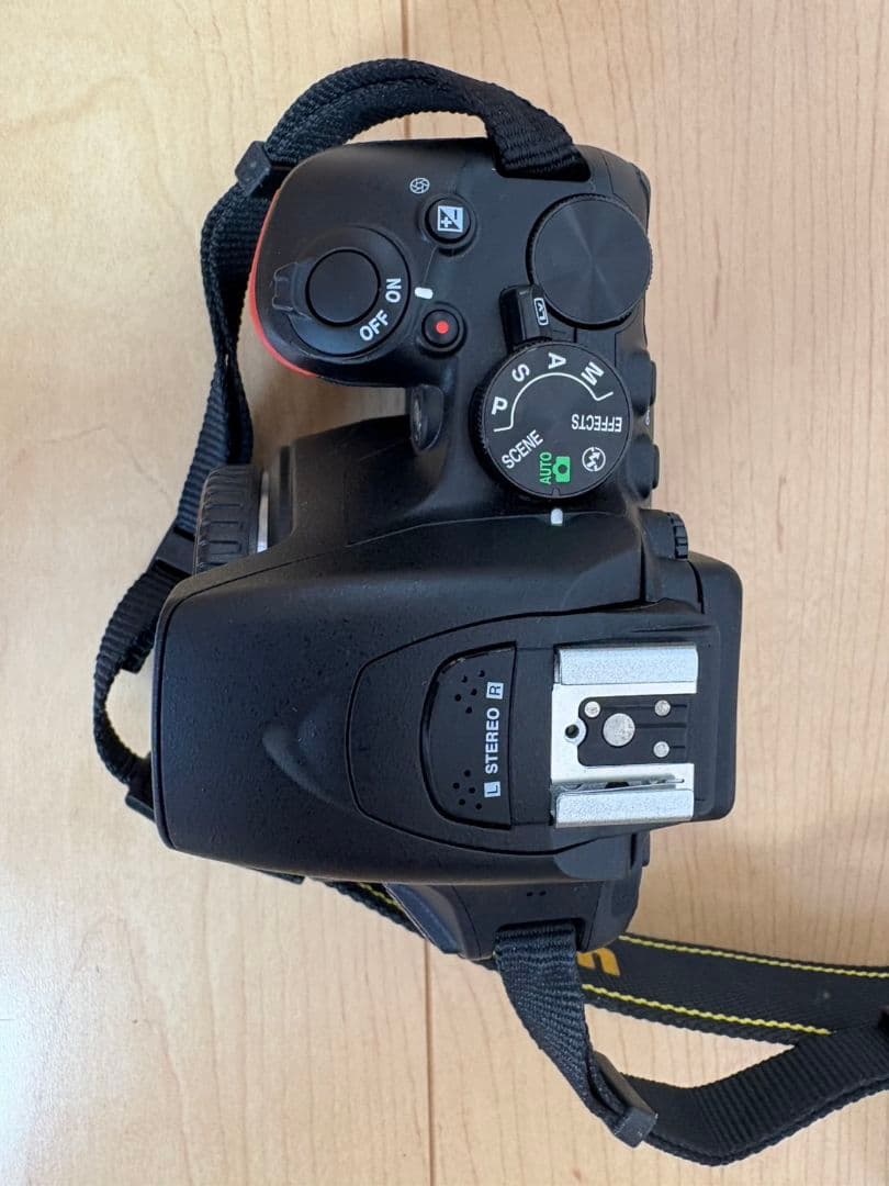 Nikon D5600 デジタル一眼レフ ダブルズームキット