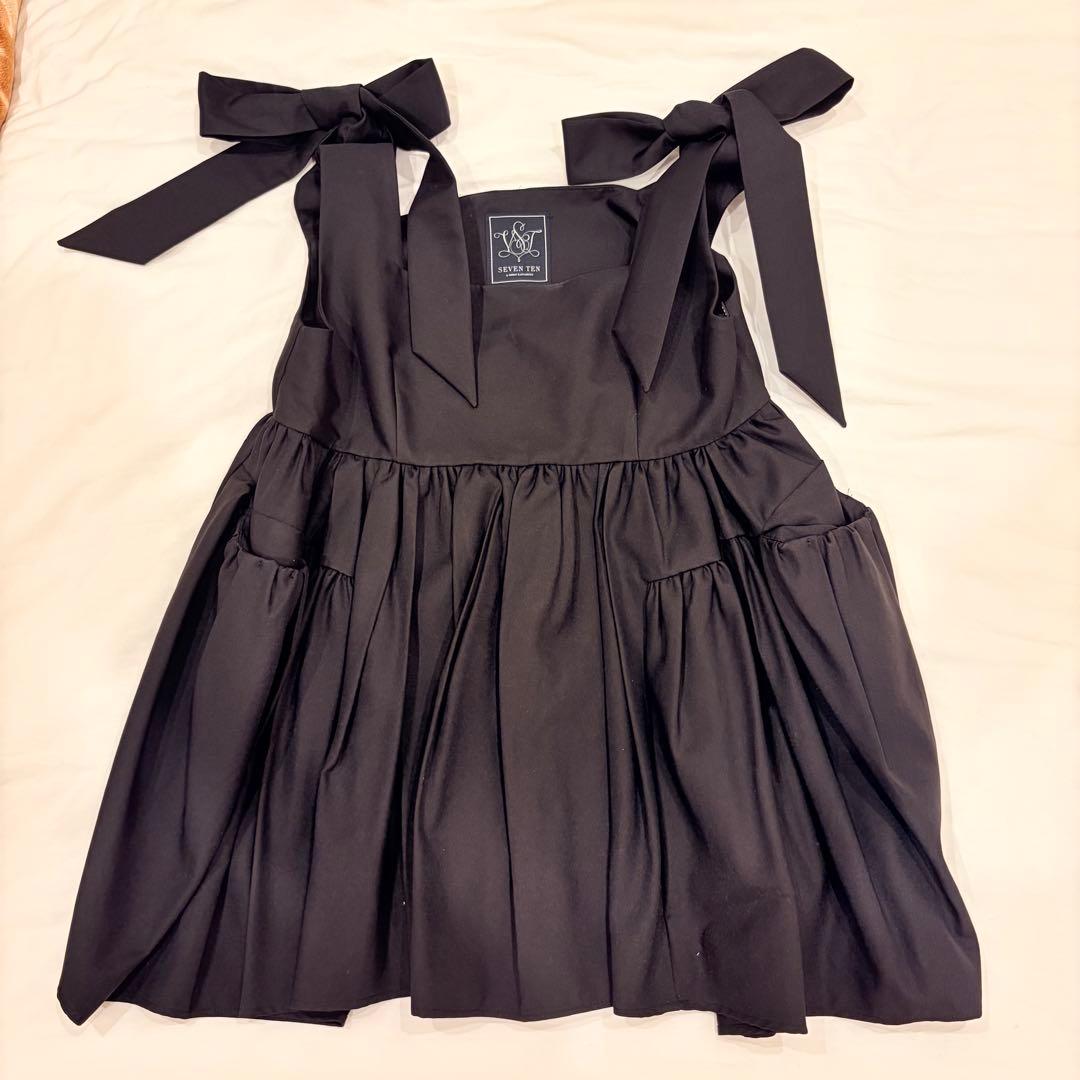 SEVEN TEN ブラックキャミソール