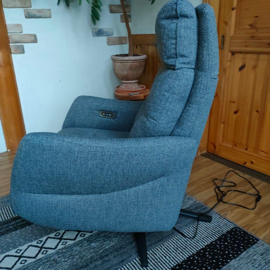 ニトリ2M電動リクライニングチェア LE01-02 DGY オットマン モダン