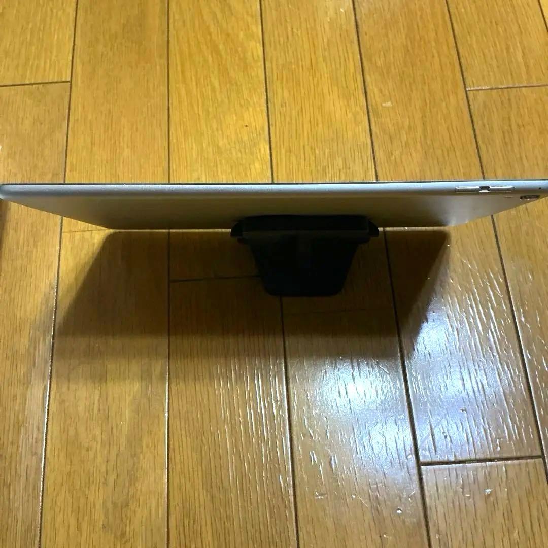 iPad Pro 9.7インチ　第1世代　128GB　Wi-Fiモデル　充電器付