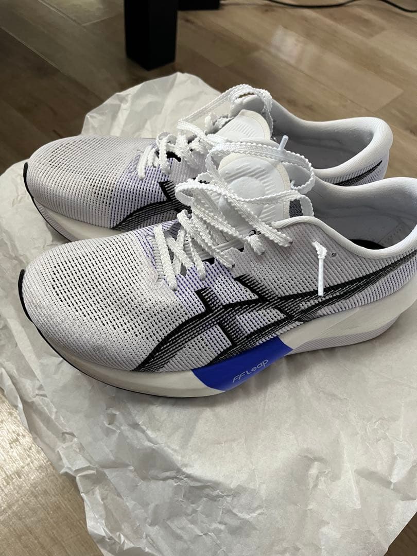 Ｋ*様 ASICS スパイクシューズ ホワイト/ブラック/ブルー マジックスピー