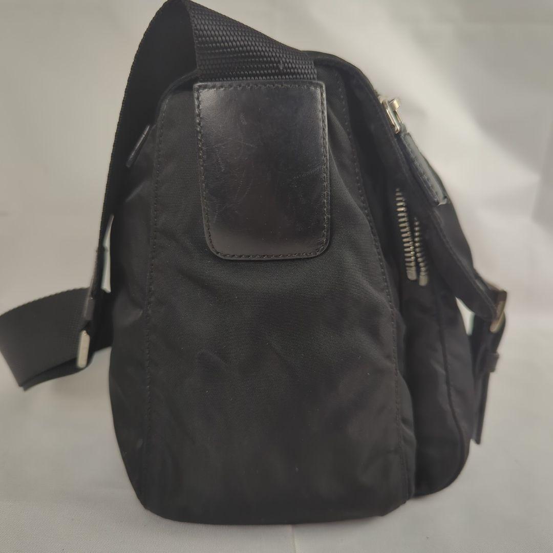 PRADA プラダ ナイロン ショルダー メッセンジャーバッグ プレート ロゴ